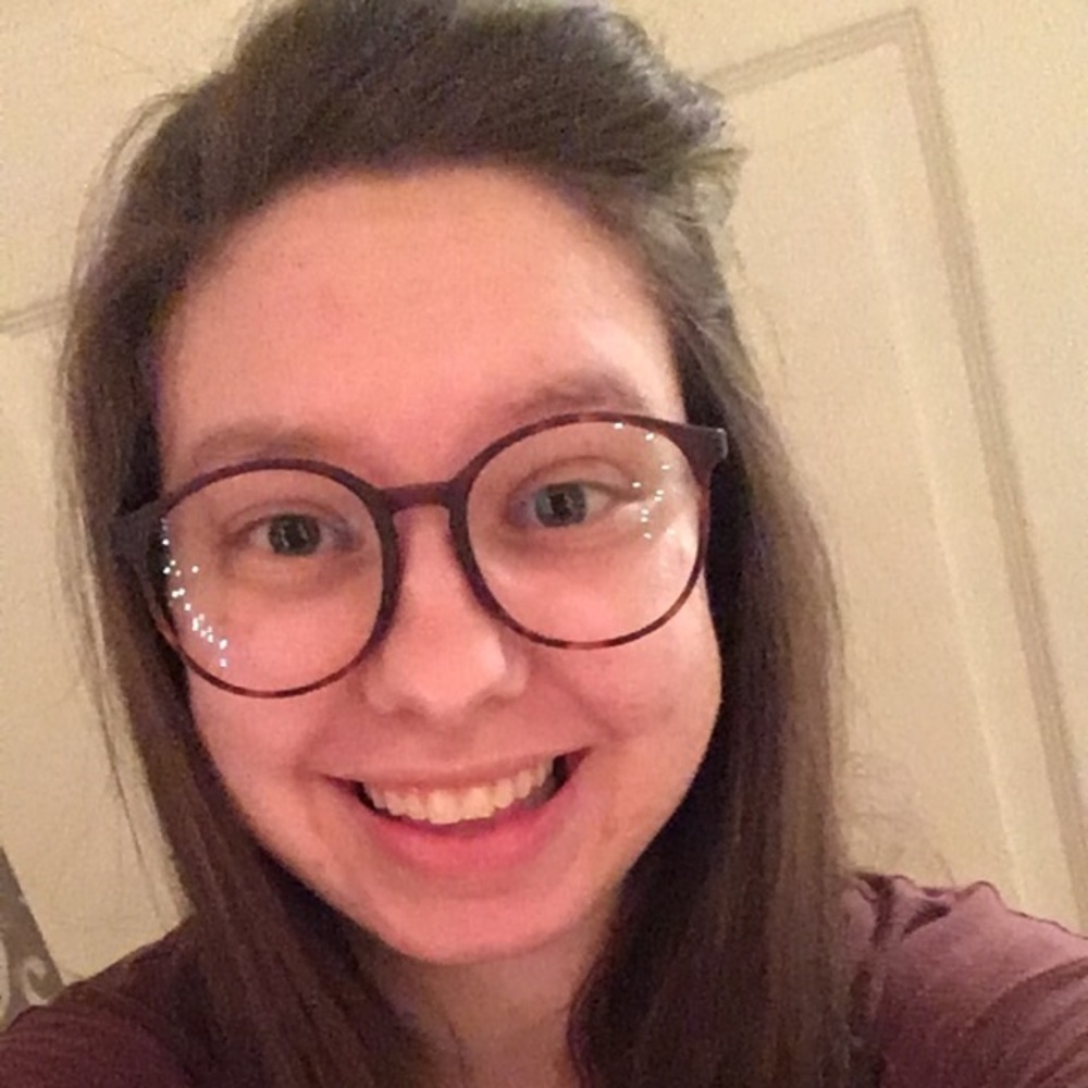 Meet your Posher, Rebecca